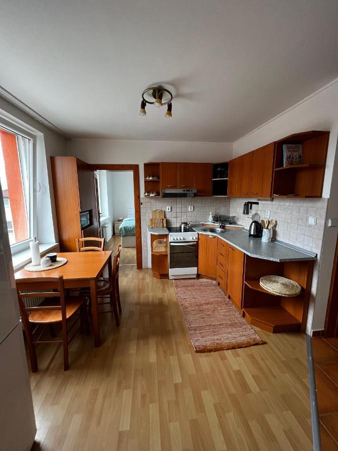 Apartman Mw Appartement Poprad Buitenkant foto